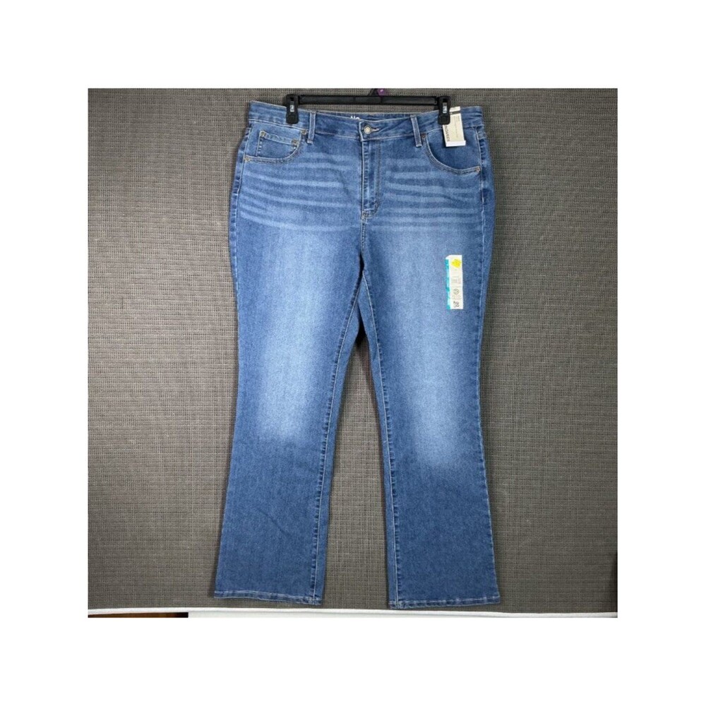 No Boundaries Women's Bootcut Mid-Rise Jeans Size 20 Blue Denim